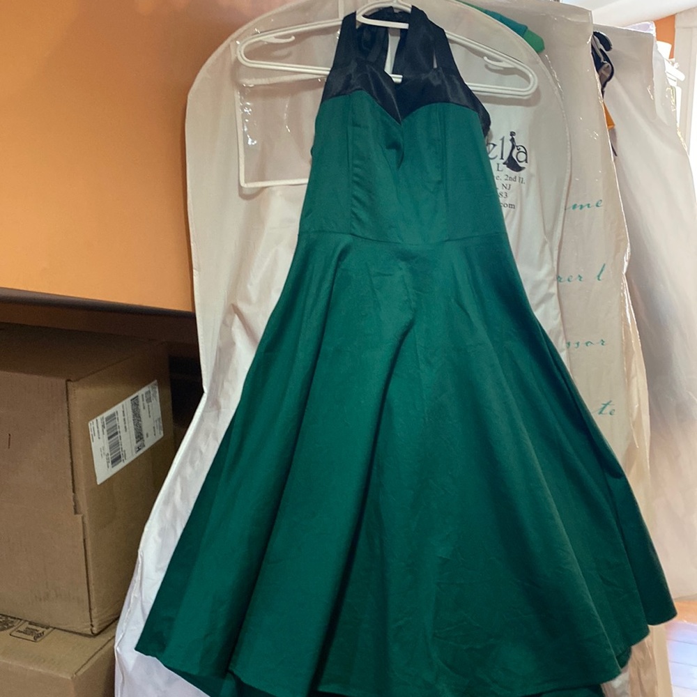 Size S, Color Green and Blank, brand Dress Tells